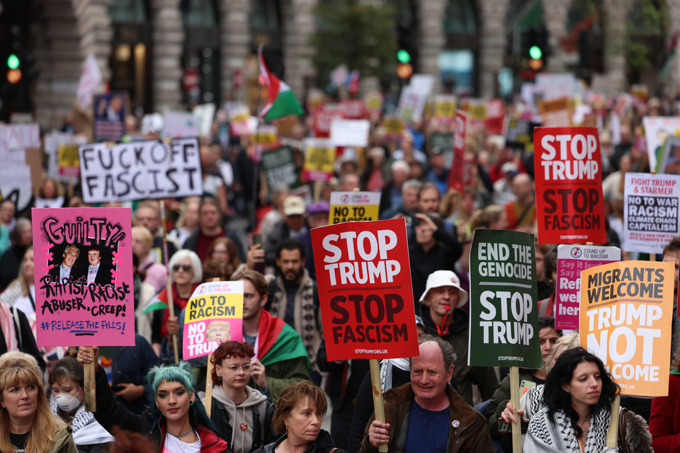 Reino Unido: miles de personas protestaron contra Trump